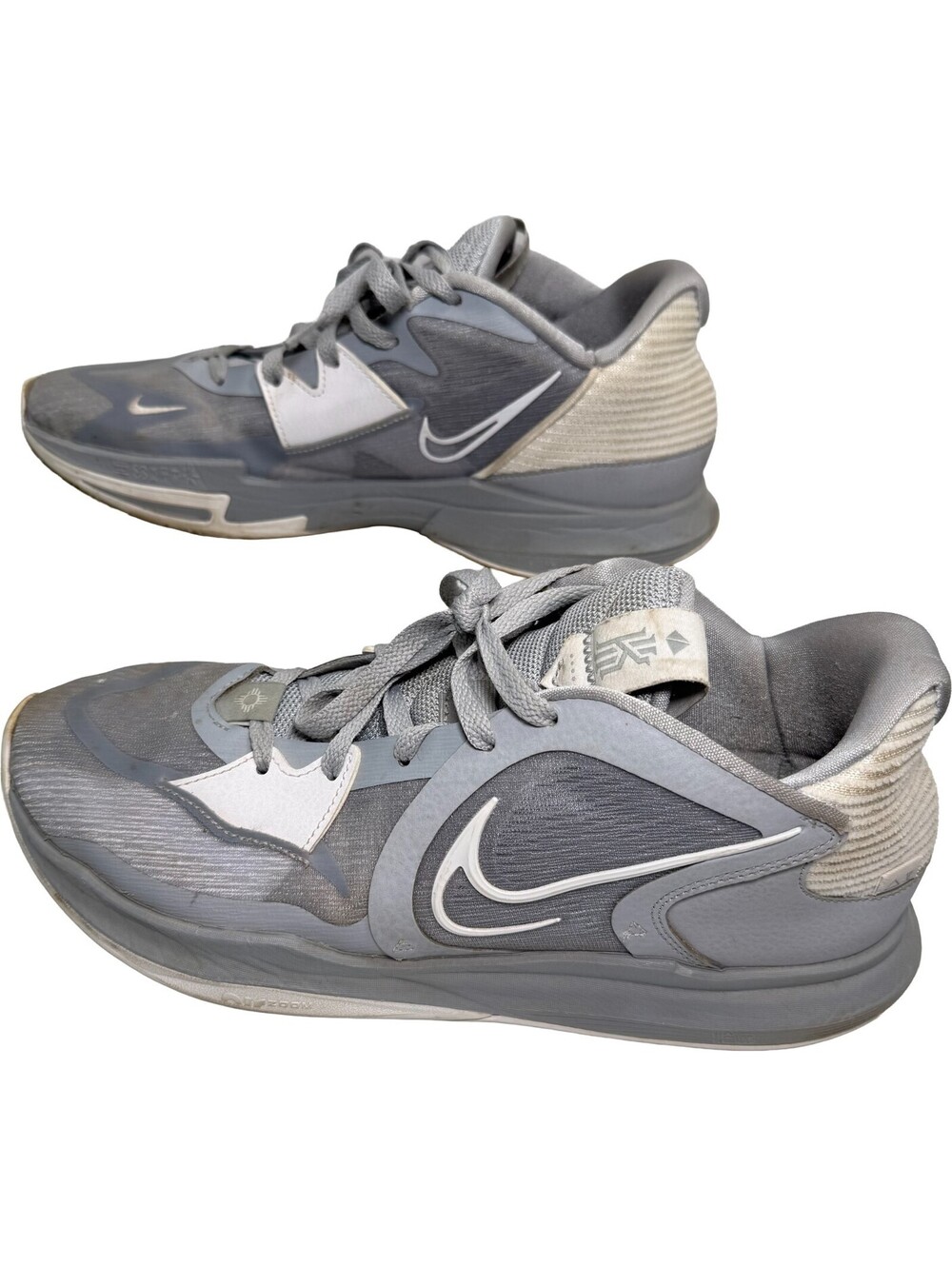 Men's Nike Kyrie Low 5 V TB Shoes Size 11 Wolf Grey DO9617-001 Irving Basketball